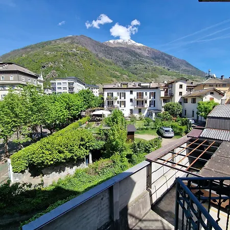 Bernina Station Centre 1 - *