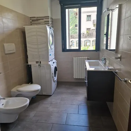 Apartment Bernina Station Centre 1 -